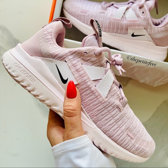 nike renew arena shoes